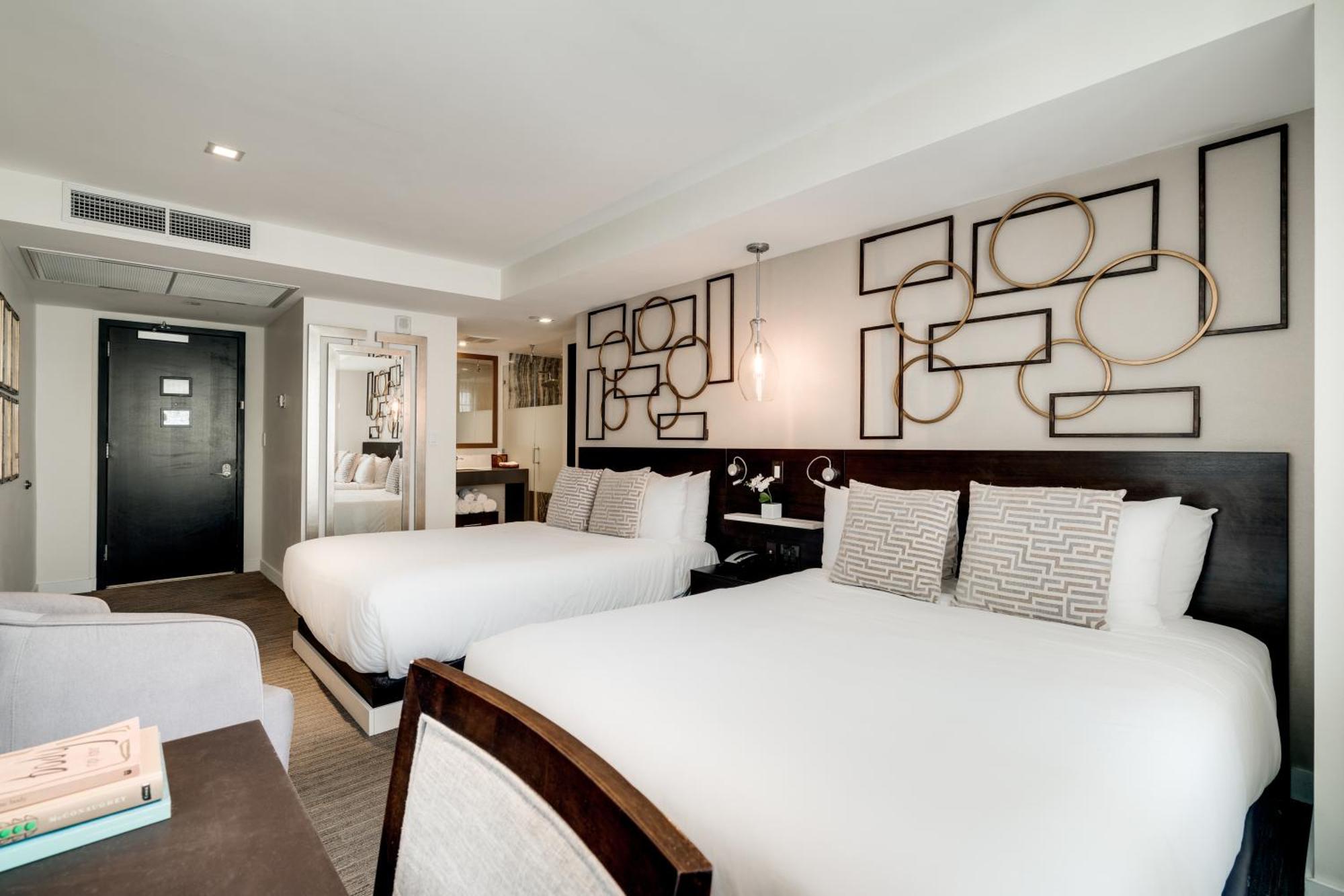 Iberostar Waves Berkeley Shore Miami Beach Room photo